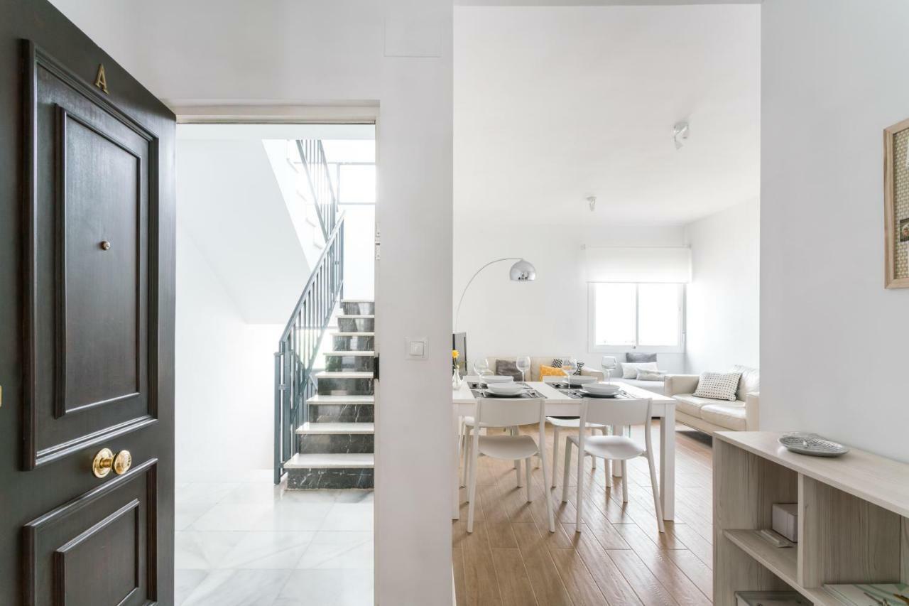 Triana 3 Bedrooms & 2 Bath Parking Included Apartamento Sevilla