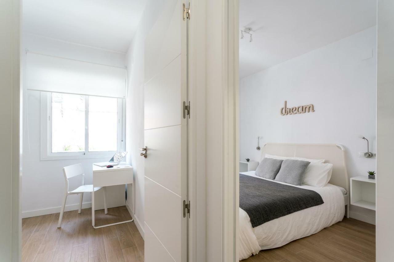 Apartamento Triana 3 Bedrooms & 2 Bath Parking Included *