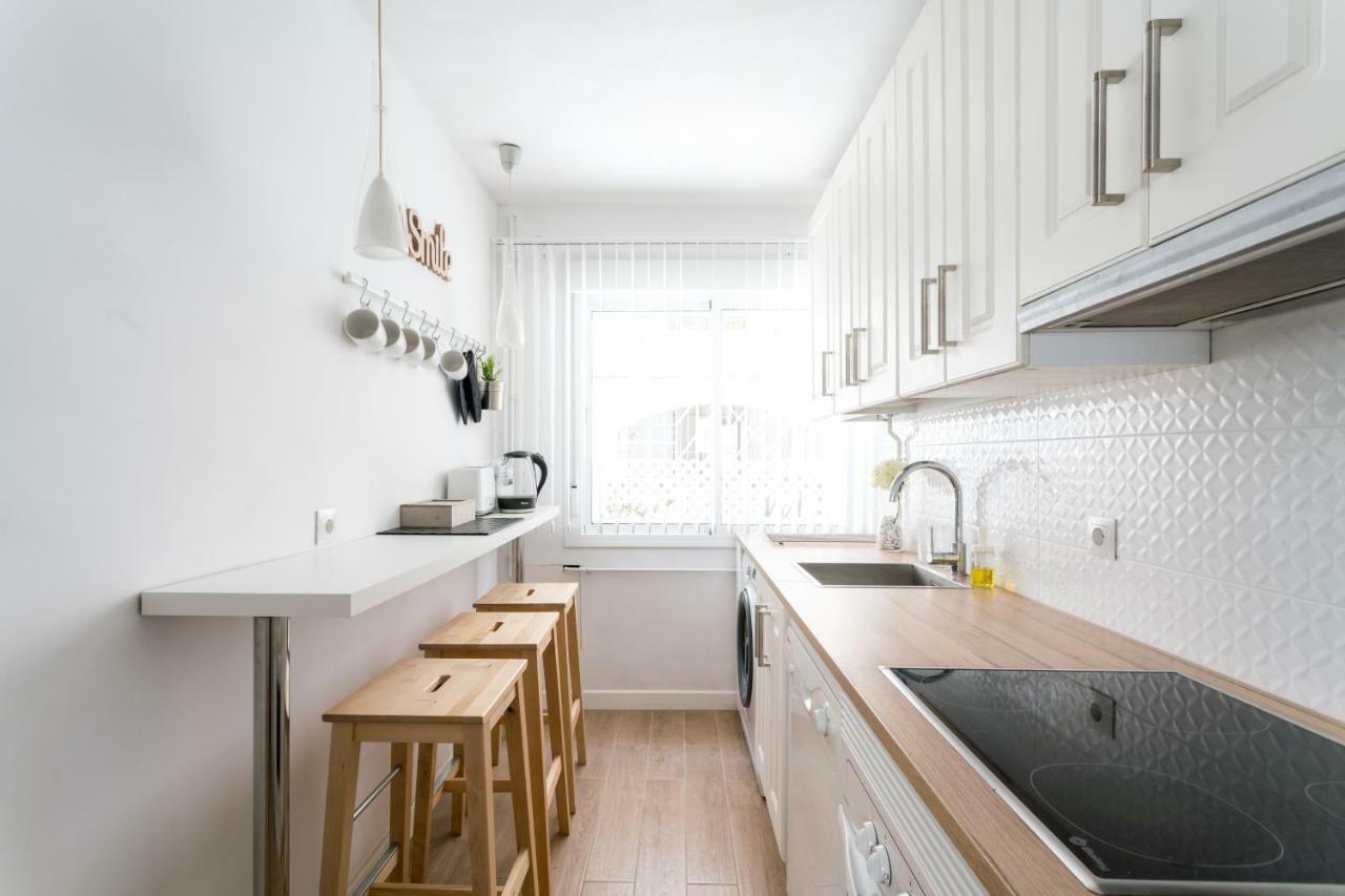 Triana 3 Bedrooms & 2 Bath Parking Included Apartamento