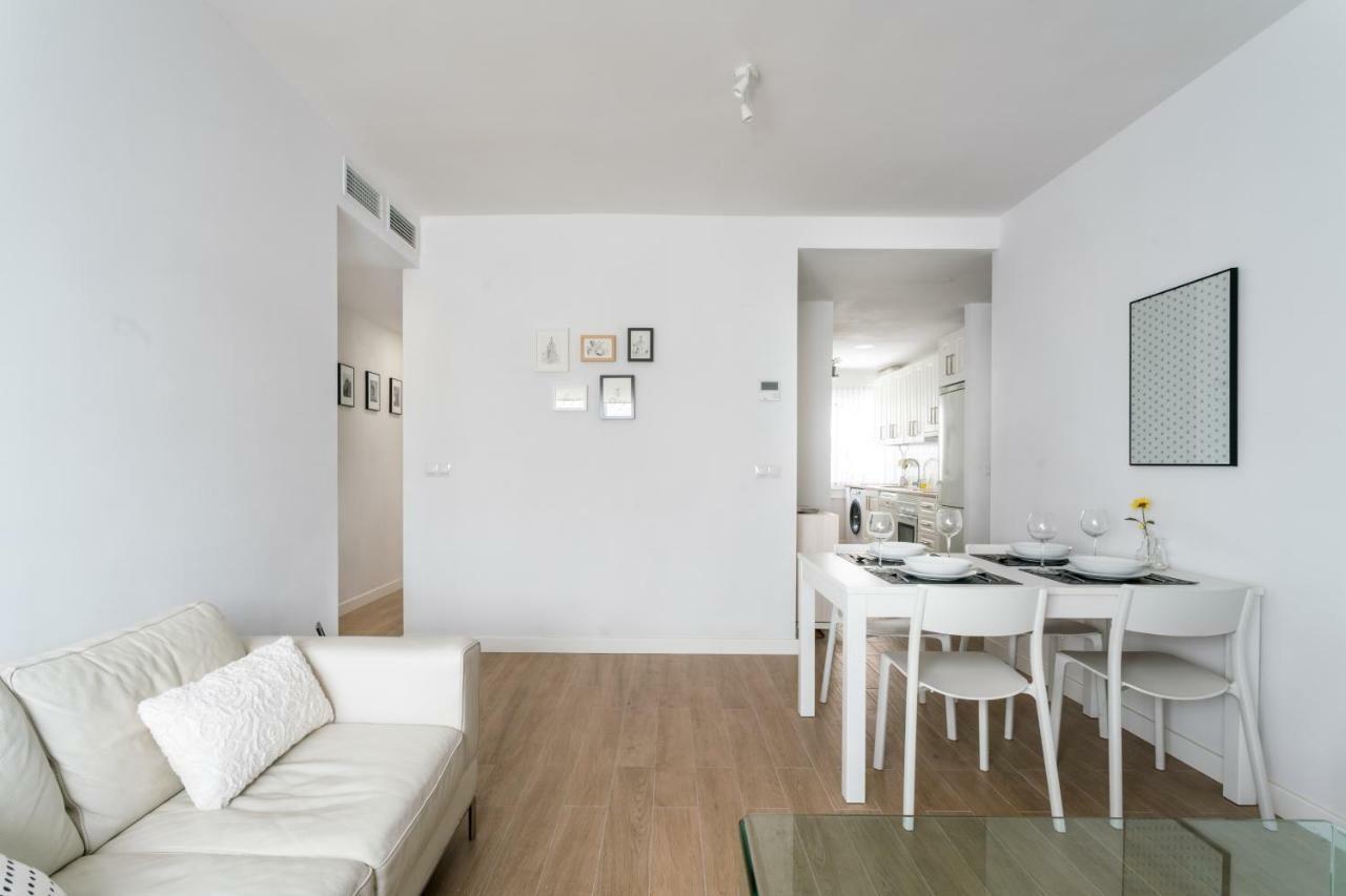 Apartamento Triana 3 Bedrooms & 2 Bath Parking Included